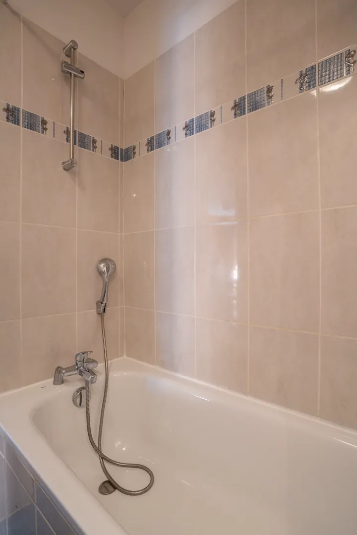 Appartement classique 33m2 - salle de bain